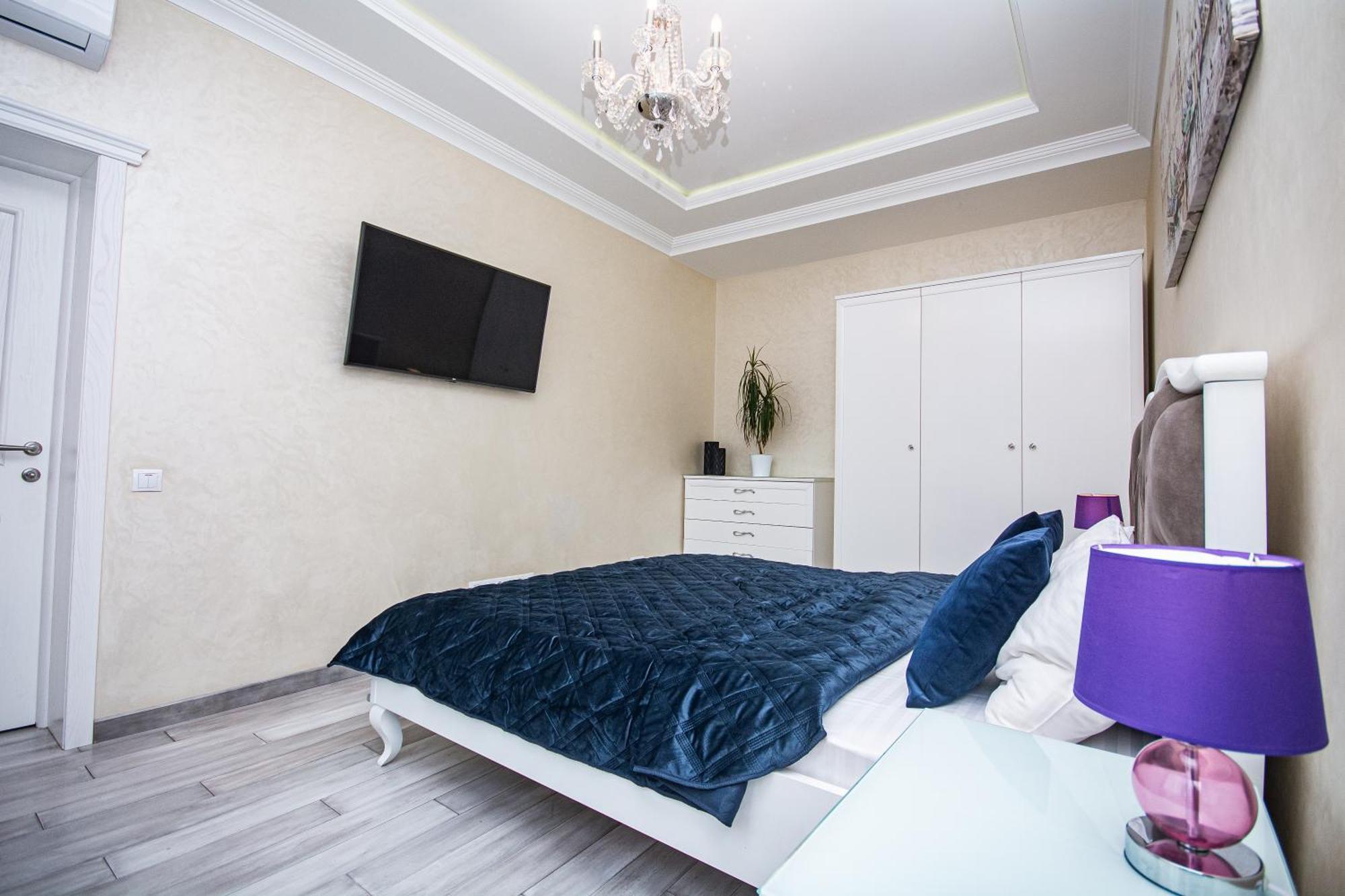 Апартаменти Luxury For Business & Pleasure Royal 3 Київ Екстер'єр фото